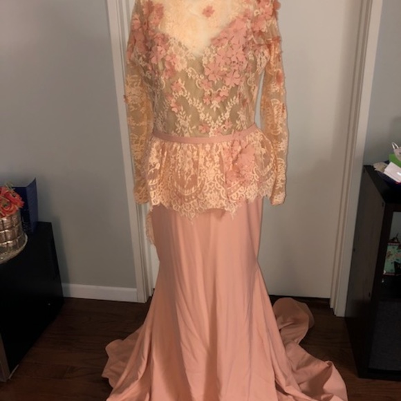 *New w/ tags* MACIS Evening Gown - Picture 1 of 6